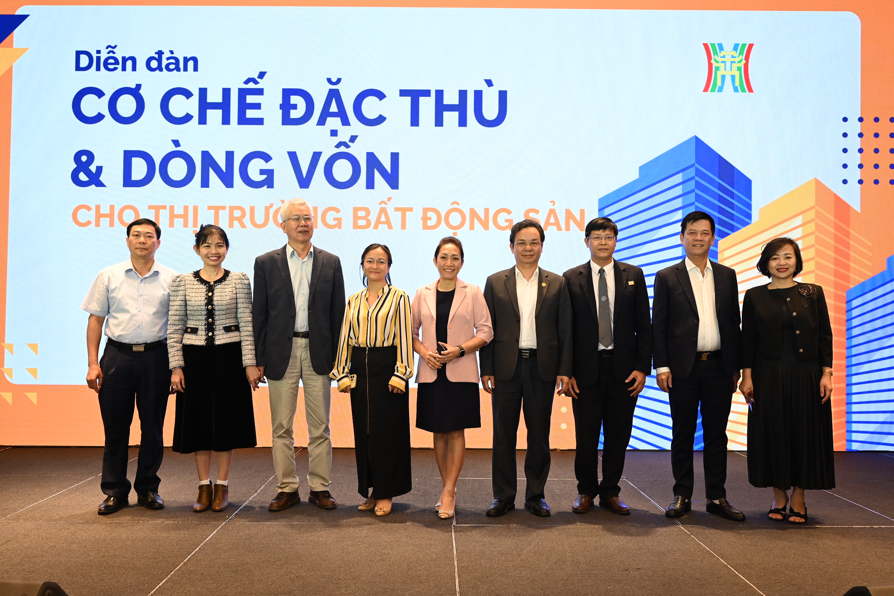 CẦN CÓ CƠ CHẾ ĐẶC THÙ VÀ DÒNG VỐN CHO THỊ TRƯỜNG BẤT ĐỘNG SẢN