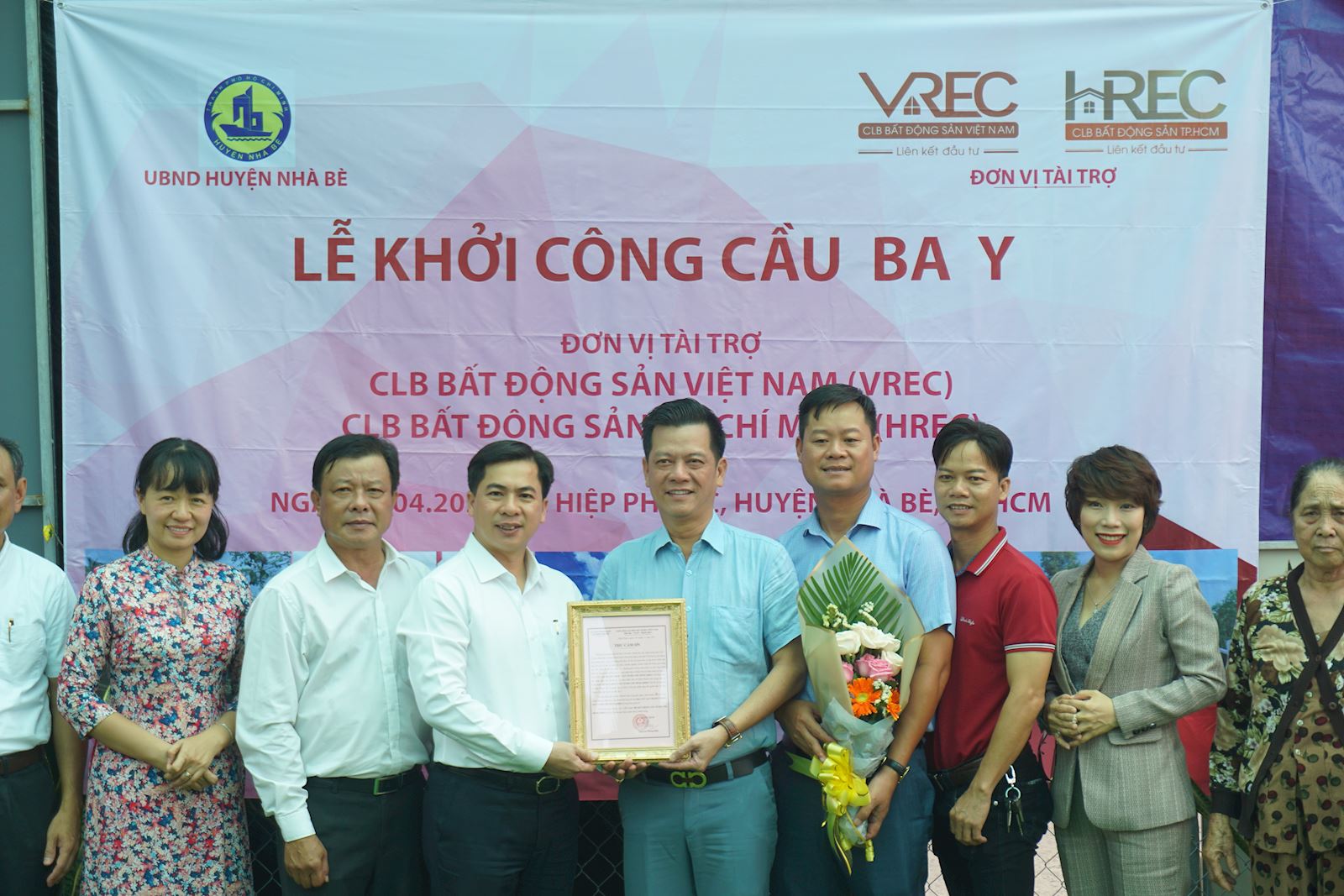 HÂN HOAN LỄ KHỞI CÔNG XÂY DỰNG CẦU BA Y – HOẠT ĐỘNG TỪ THIỆN CỦA CLB BẤT ĐỘNG SẢN VREC & HREC
