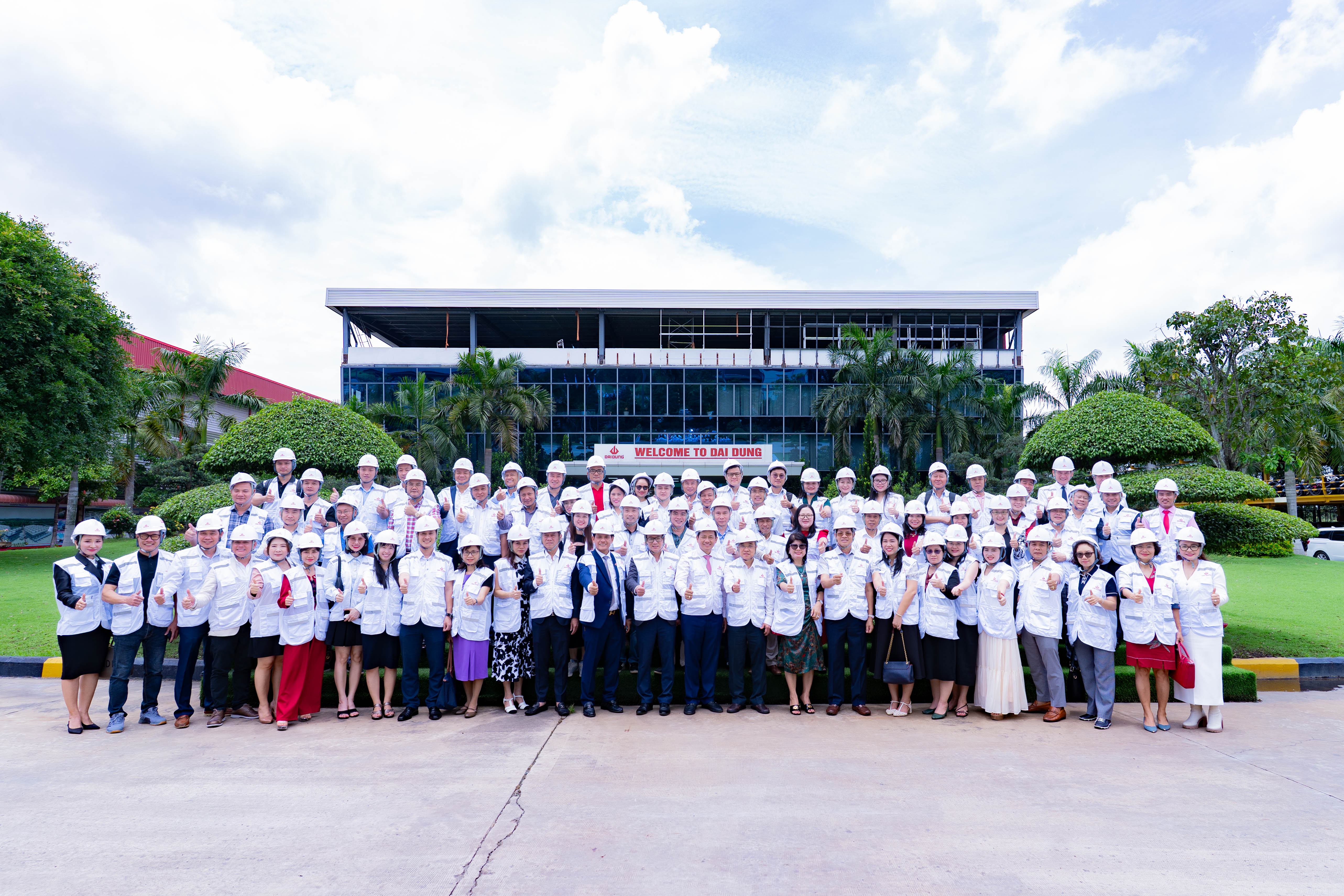 KẾT NỐI DOANH NGHIỆP: TẬP ĐOÀN ĐẠI DŨNG – ĐIỂM SÁNG CỦA NGÀNH CƠ KHÍ XÂY DỰNG VIỆT NAM TRONG HÀNH TRÌNH CHUYỂN ĐỔI XANH