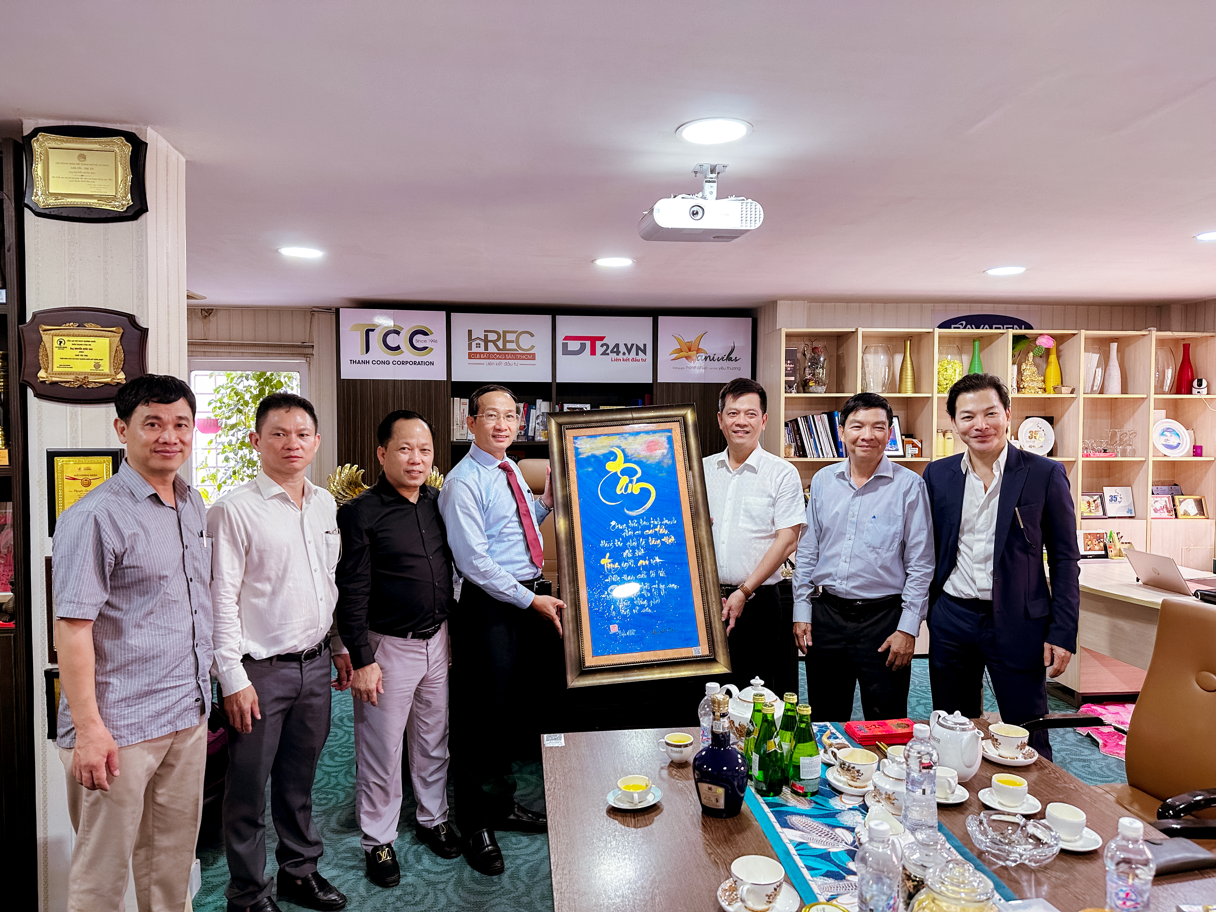 VREC & HREC KHAI TRƯƠNG ĐÓN LỘC ĐẦU XUÂN 2024