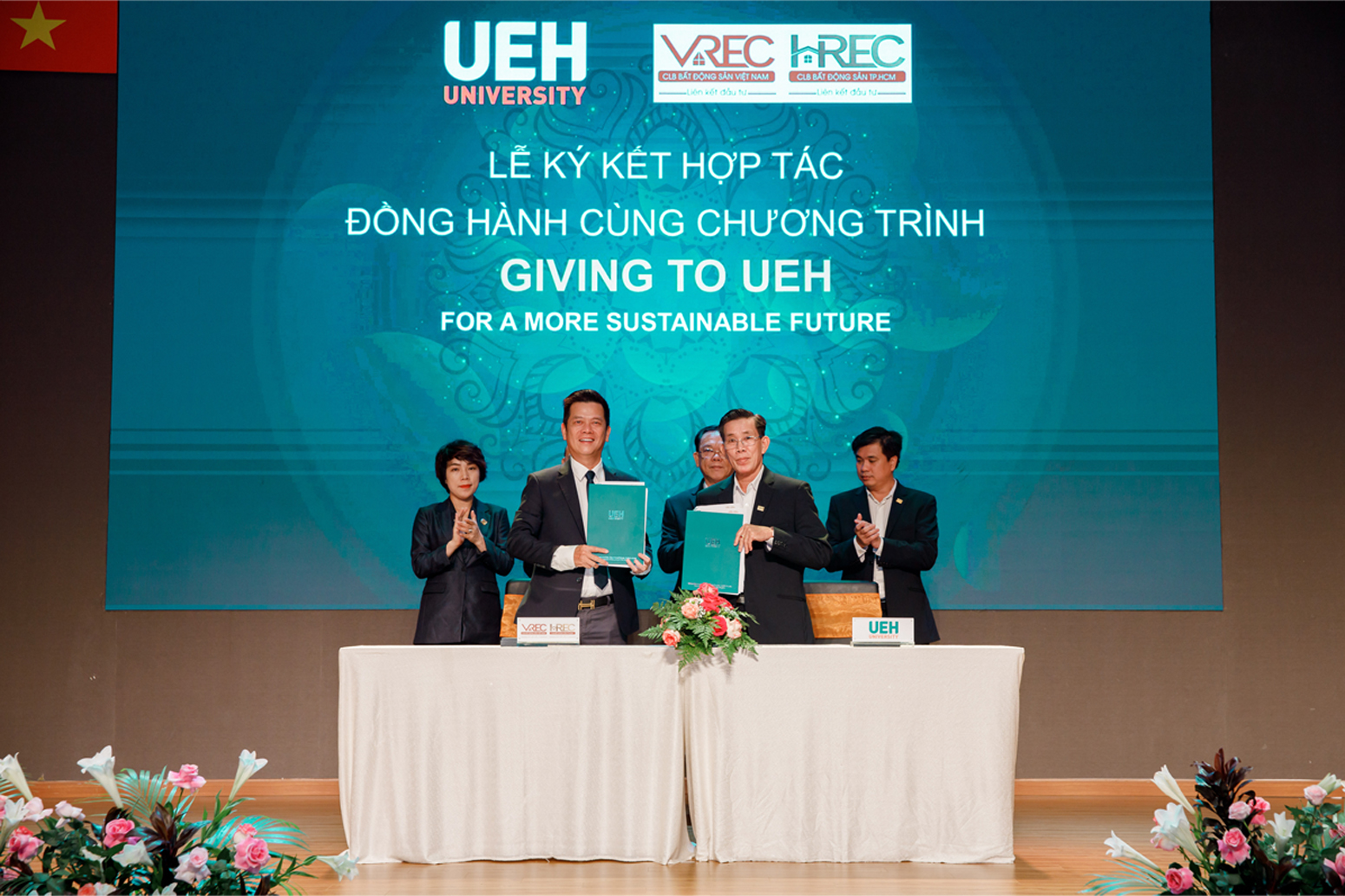 VREC & HREC CÙNG UEH TỔ CHỨC ĐÀO TẠO CHUYÊN SÂU BẤT ĐỘNG SẢN