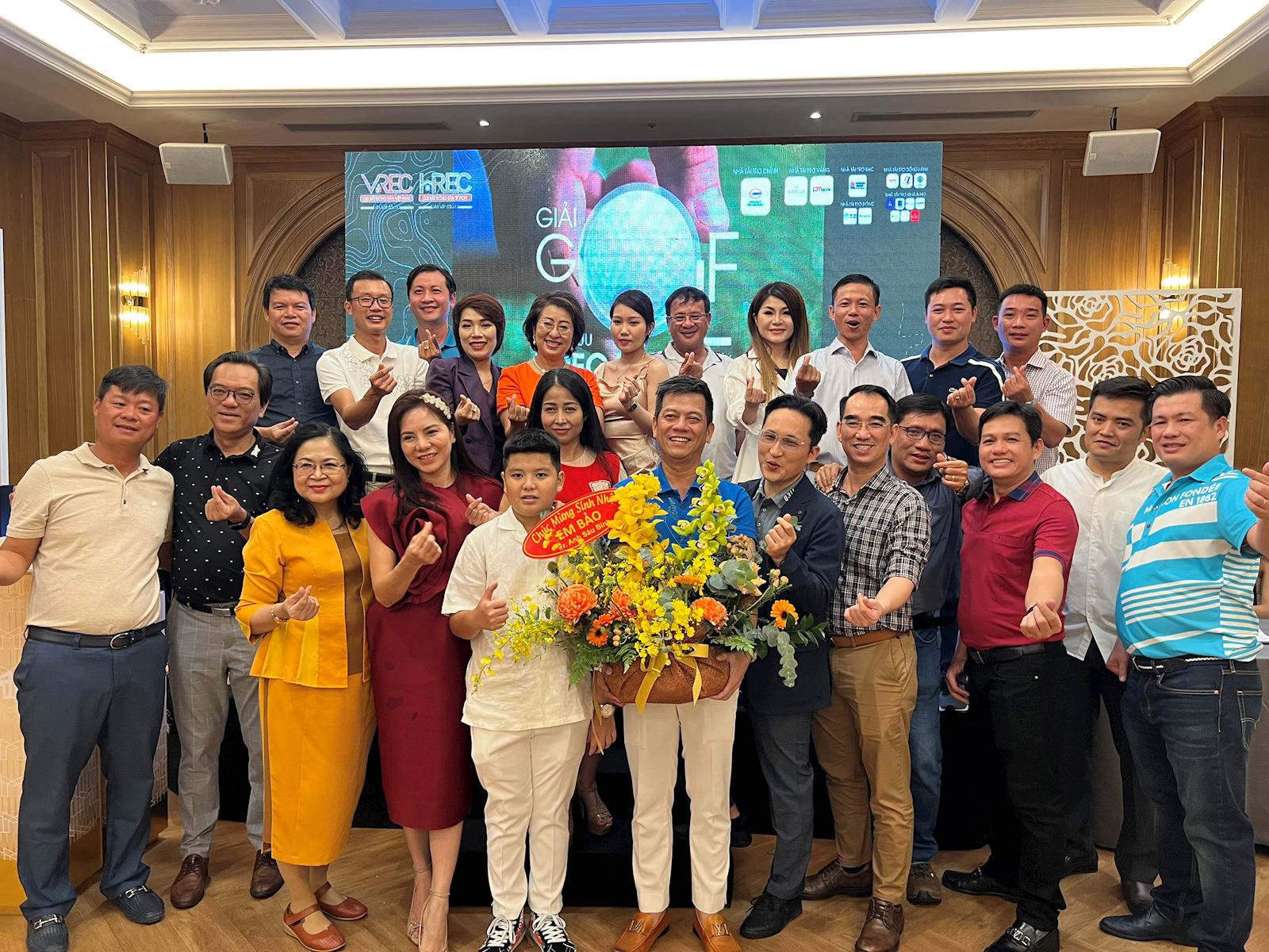 "GIẢI GOLF GIAO LƯU VREC HREC TÂN NIÊN 2022" VỚI TINH THẦN ĐOÀN KẾT – ẤM ÁP – THIẾT THỰC VỚI MONG MUỐN GẮN KẾT TÌNH THÂN QUÝ HỘI VIÊN VÀ QUÝ DOANH NHÂN.