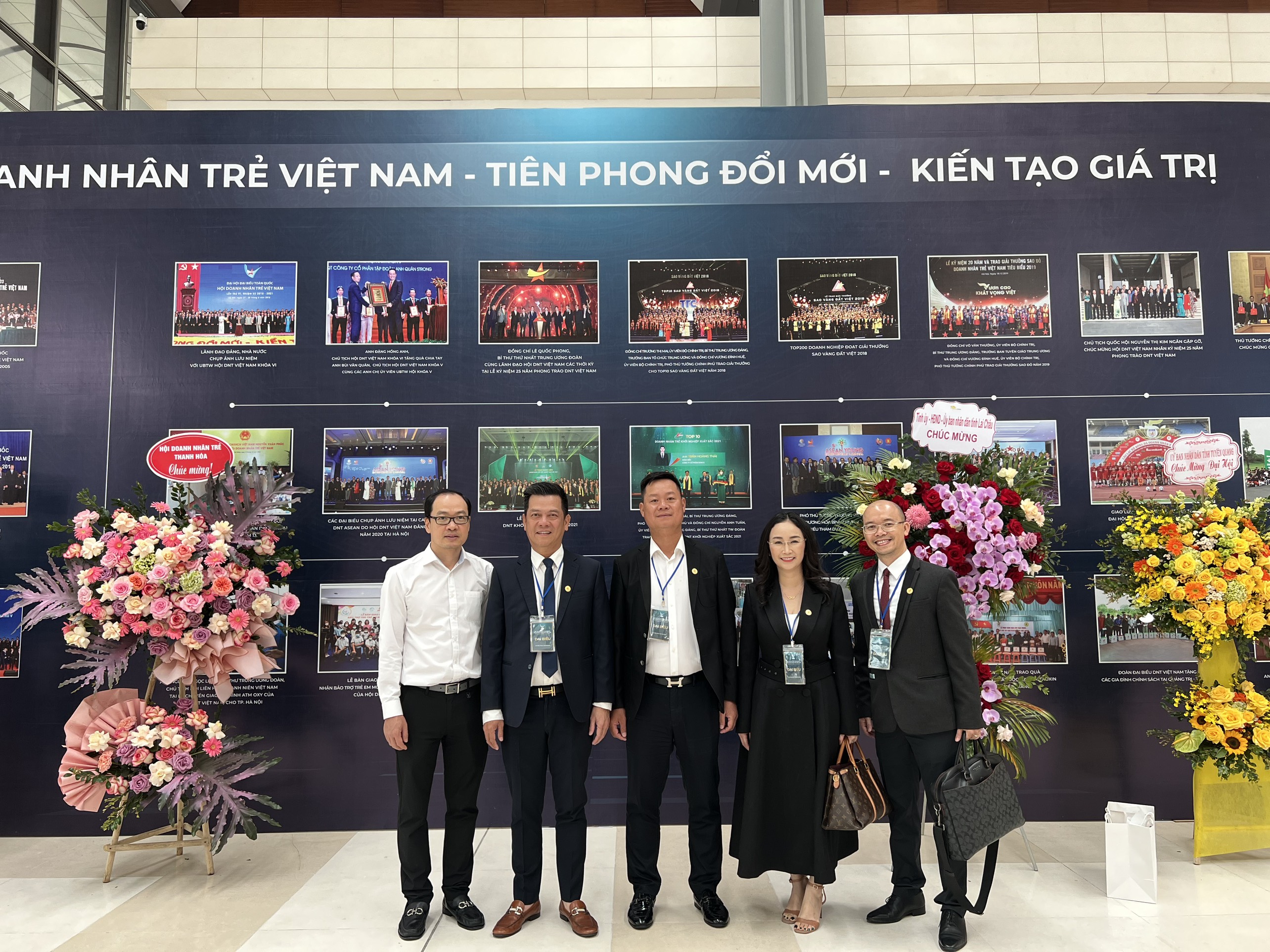 THÀNH LẬP CÂU LẠC BỘ SAO VÀNG ĐẤT VIỆT: 'BỆ PHÓNG' CHO KẾT NỐI GIAO THƯƠNG